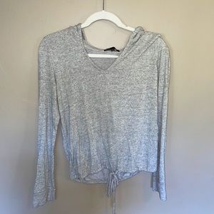 Gibson Cinched Sweatshirt Tee